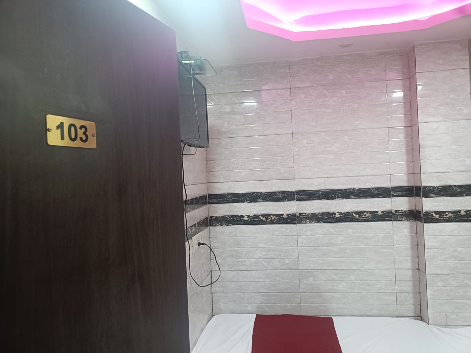 Hourly Stay Room