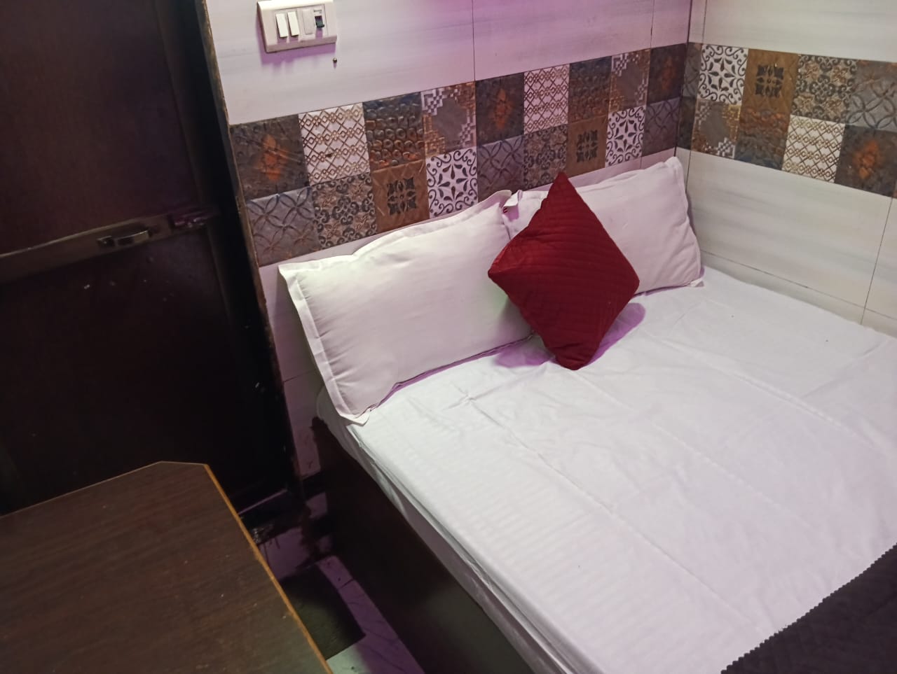 HOTEL CU LODGING comfortable room